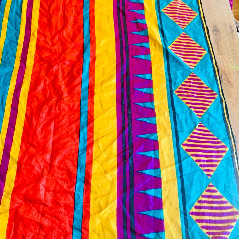 Japanese Silk Square scarf SUNKYUNG Colorful Geometric Pattern - Picture 6 of 10
